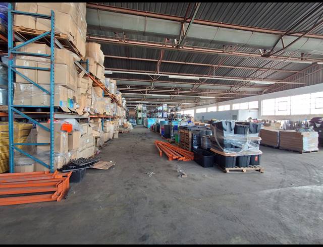 2,882M² WAREHOUSE TO LET IN HERIOTDALE